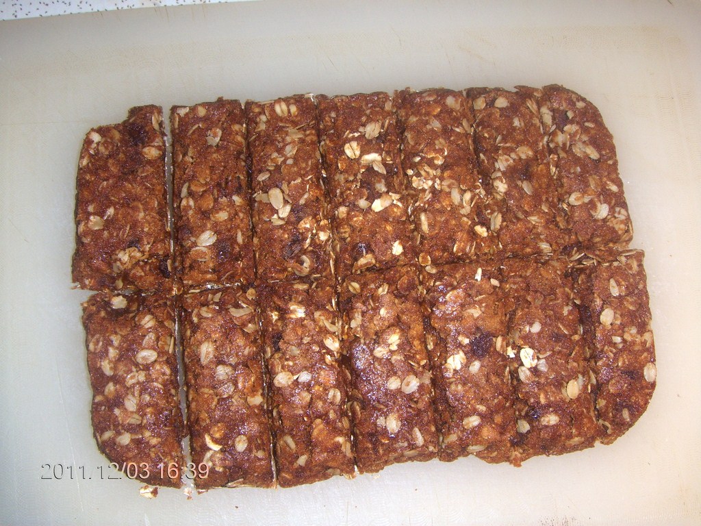Christopher Greaves OatmealBarsHPIM4474.JPG
