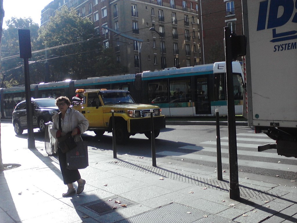 Christopher Greaves PARIS_0916141017-01.jpg