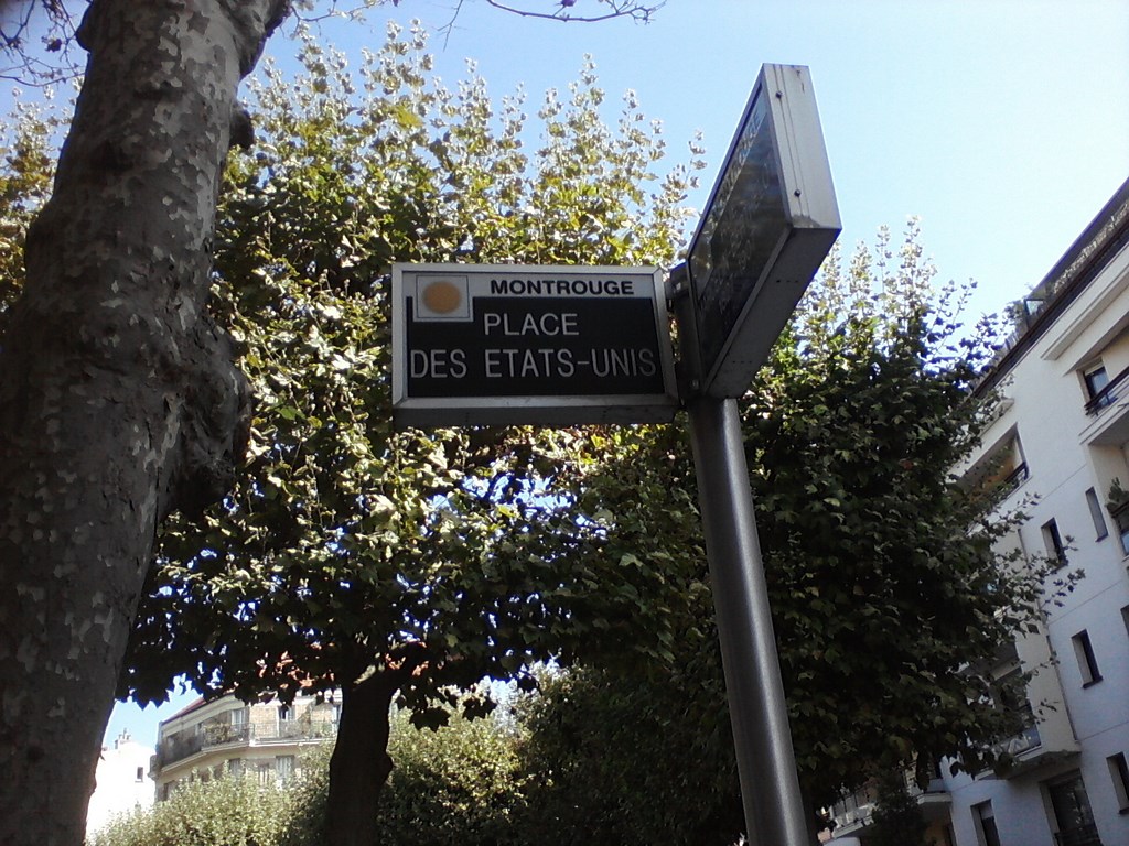 Christopher Greaves PARIS_0916141123-00.jpg