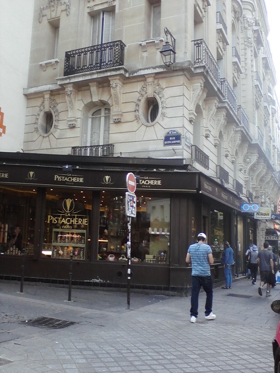 Christopher Greaves PARIS_0916141517-00.jpg
