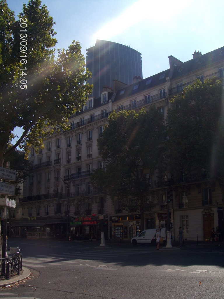 Christopher Greaves PARIS_HPIM7902.JPG