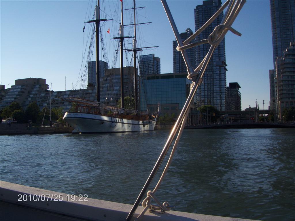 Christopher Greaves DayOnLake_HPIM2512.JPG